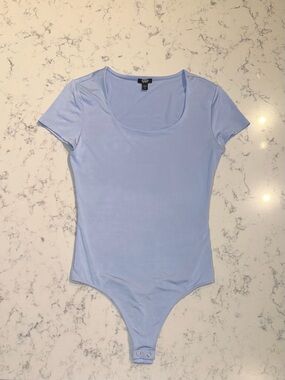 Express Light Blue Body Contour Scoop Neck Short Sleeve Bodysuit - XS